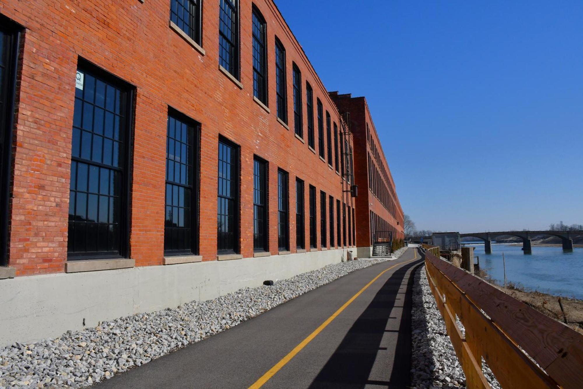 The Warehouse Hotel At Champion Mill Hamilton Zewnętrze zdjęcie